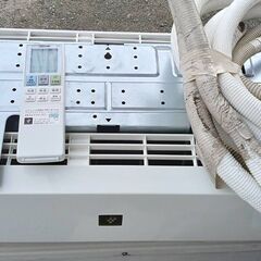 【B196】シャープ　エアコン　2018年製　付属品あり　現状品の画像