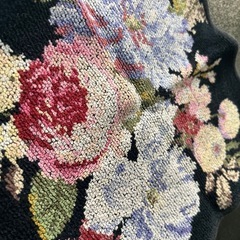 フェイラー ハンドタオル 花柄 ブラック マルチカラー ブラックの画像