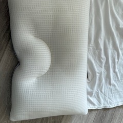 エスメラルダ ベビー枕 洗えるカバー付きの画像