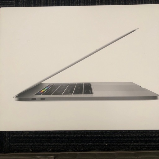 「決まりました‼️」「アップル MacBook Pro 15インチ Touch Bar モデル MLH32J/A」