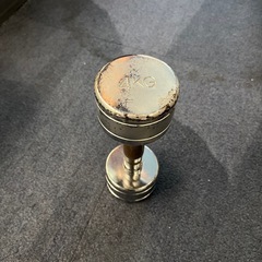 筋トレ ダンベルの画像