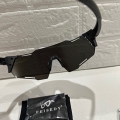新品未使用‼️サイクリング　サングラス　おまけ付きの画像