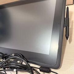 Wacom Cintiq 22本体（2021年製 液晶ペンタブレット）の画像