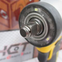 デウォルト DEWALT DECF902 インパクトレンチ 中古美品 バッテリ10.8V二個/充電器 【ハンズクラフト宜野湾店】の画像