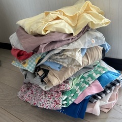 大量　女の子服の画像