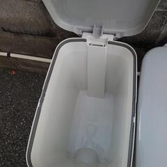 リス ペダルペール 45L ゴミ箱の画像