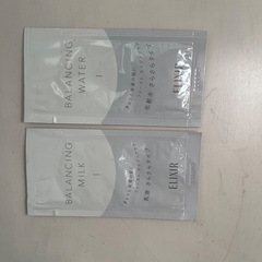 スキンケア用品と入浴剤の画像