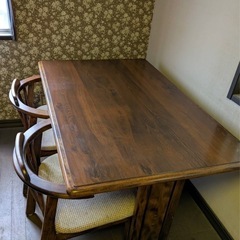 【お譲り先決定済】ダイニングテーブル＆椅子4脚