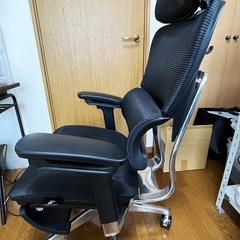【2025年9月11日までに引取可能な方、お値下げ可能】COFO Chair Premium ブラックの画像
