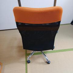 オフィスチェアの画像