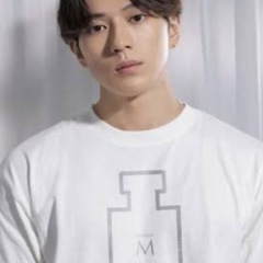 maison M × 新田真剣佑 プロデュースTシャツ（Lサイズ・新品未開封）の画像