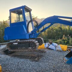 ☆重機作業☆　ユンボによる穴掘りや整地