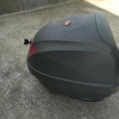 バイク　リアボックスの画像