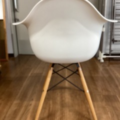 ダイニングイームズチェア【町田市再生家具】251554の画像