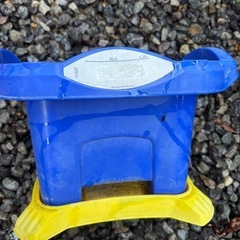 小学校　小学生　植木鉢　支柱付きの画像