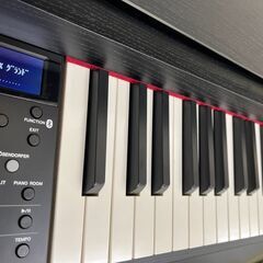 YAMAHA  CLP-685B　電子ピアノ【木製鍵盤】の画像