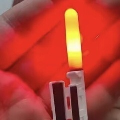 (新品未使用)穂先ライト(ケミホタル、レッド🔴)電池付きの画像
