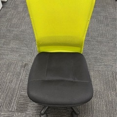 オフィス用の椅子ですの画像