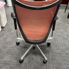 オフィス用の椅子ですの画像