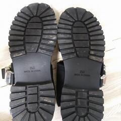 厚底サンダル黒 25.0の画像