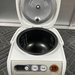 象印のマイコン式炊飯器「極め炊き NS-NF05」の画像