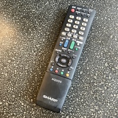 H2508-322 SHARP 液晶テレビ AQUOS LC-19K5 2011年製 19インチ リモコン付き 動作確認済み キズ汚れ有りの画像