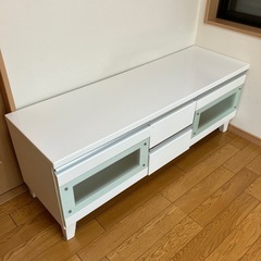 テレビ台の画像