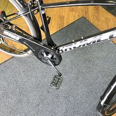 KRUMLOV/クロムロフ 自転車 シティサイクル 27インチ ブラック 黒 前カゴ 6段切り替え 変速 通勤/通学/街乗り の画像