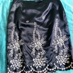 silk刺繍スーツ　　の画像
