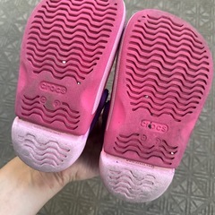ベビー サンダル クロックス 14cm C7の画像