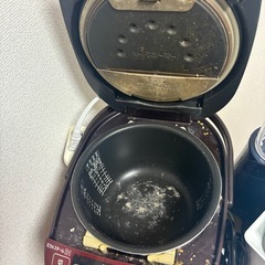 炊飯器の画像