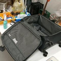 0827-137 キャリーバッグ　鍵No.000の画像