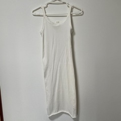 H&M ホワイト ノースリーブ ワンピース XSの画像