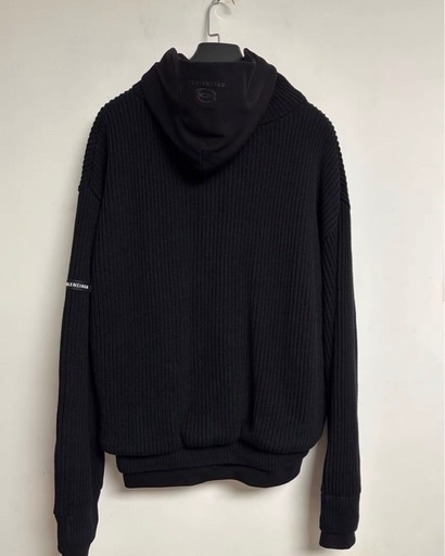BALENCIAGA （バレンシアガ）  Zip Up Cardigan