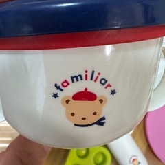 familiarおやつケースの画像