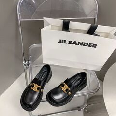 セリーヌ 厚底ローファーの画像