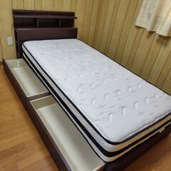 シングルベッドの画像