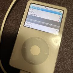 Apple iPod 5th Generation (Video) 30GB モデル A1136の画像