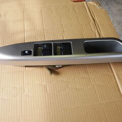 デイズ　 B21W　運転席パワーウインドスイッチ 　H27の画像