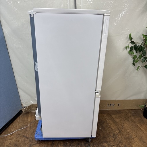 I733 ? SHARP 冷蔵庫 (137L) 2ドア ⭐ 動作確認済 ⭐ クリーニング済