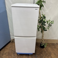 I733 🌈 SHARP 冷蔵庫 (137L) 2ドア ⭐ 動作確認済 ⭐ クリーニング済の画像
