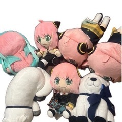 スパイファミリーぬいぐるみセット
の画像