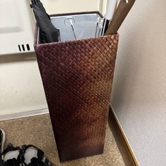 アジアン風傘立ての画像