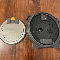 象印　炊飯器　極め炊き。　NP-QT06の画像