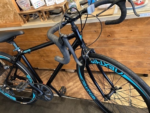 【SALE！8月末まで防犯登録無料！NEXTYLE前後タイヤ・チューブ新品！】7段変速　700×28cロードバイク　ブラック