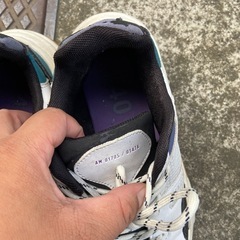 スニーカーの画像