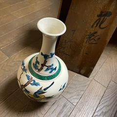 花柄花瓶　九谷？の画像