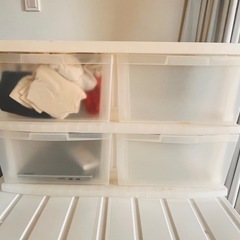 中古 2段4引き出し プラスチック収納ボックス 幅69×奥行43×高さ42cmの画像