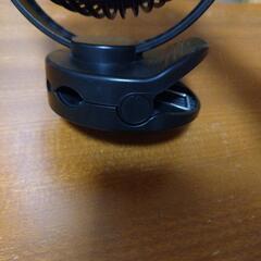 クリップ扇風機  ライト付き USBの画像