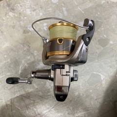 【釣具】シマノAERNOSXT 4000 リール　中古　リサイクルショップ宮崎屋　住吉店25.8.27の画像